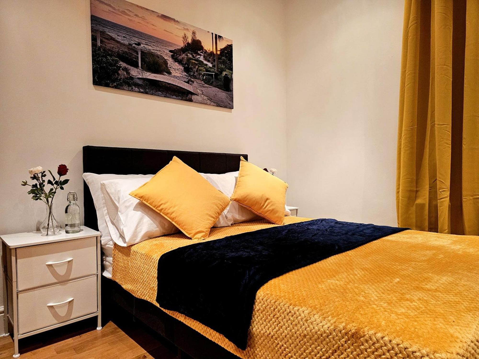 Elegant Spacious In Appartamento