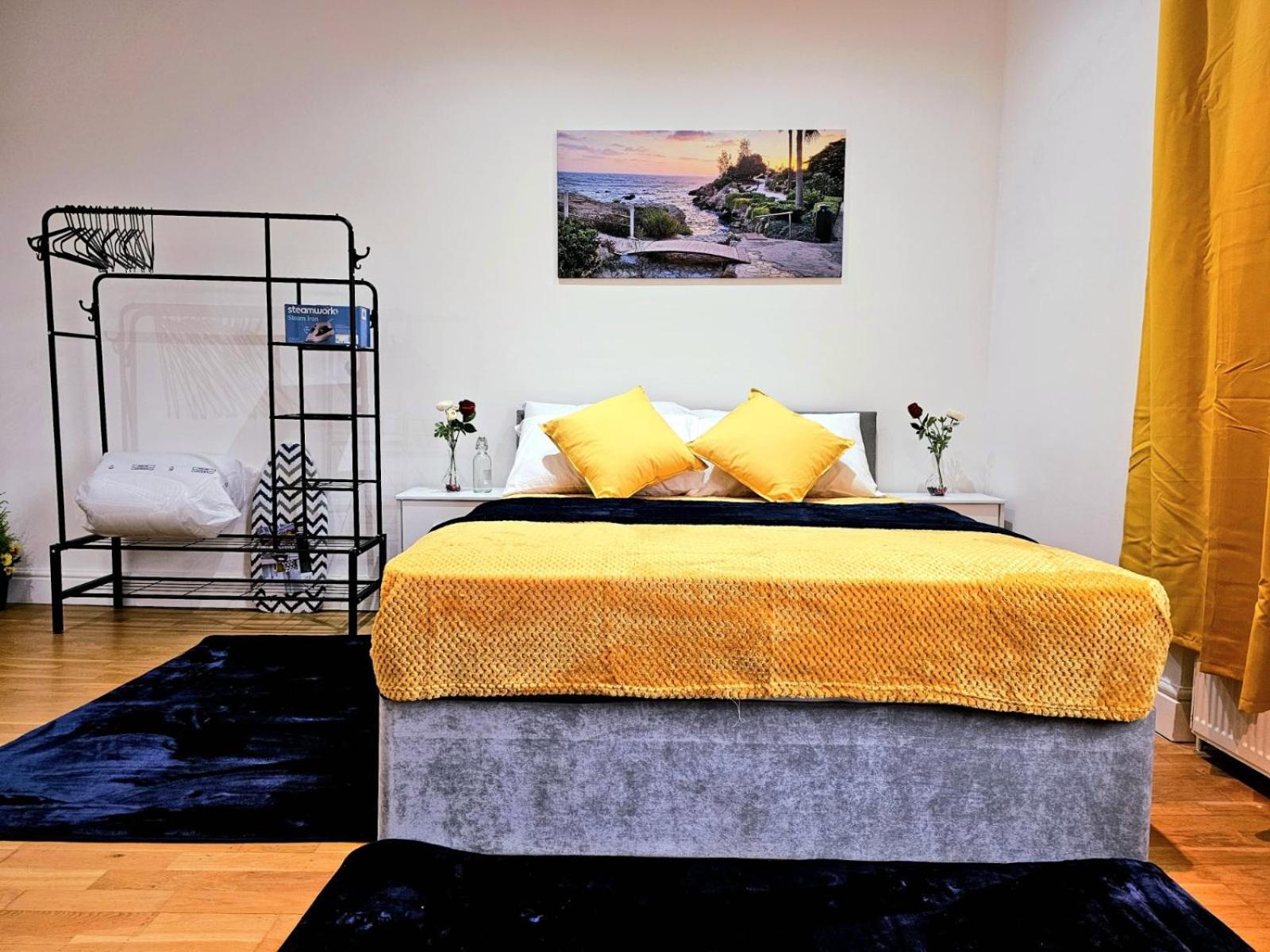 Appartamento Elegant Spacious In *